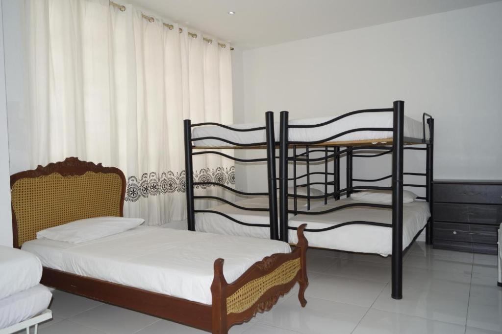 בארנקווילה Hotel Mar Di Plata מראה חיצוני תמונה